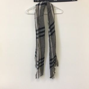 Burberry scarf